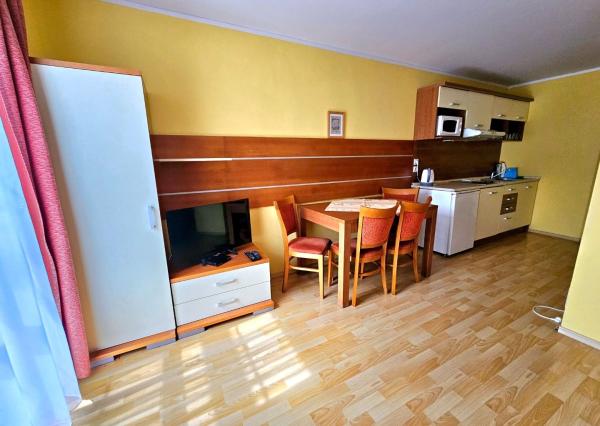 REZERVOVANÝ - TOP PONUKA na Donovaloch 2i byt s parkovacím miestom