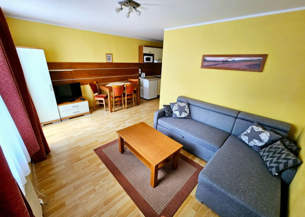 REZERVOVANÝ - TOP PONUKA na Donovaloch 2i byt s parkovacím miestom