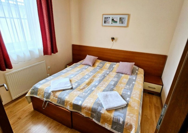 REZERVOVANÝ - TOP PONUKA na Donovaloch 2i byt s parkovacím miestom