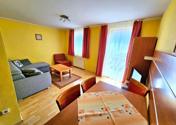 REZERVOVANÝ - TOP PONUKA na Donovaloch 2i byt s parkovacím miestom