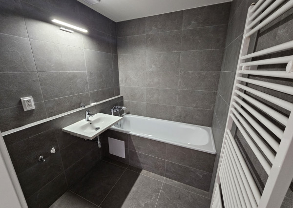 REZERVOVANÝ - NOVOSTAVBA na Pršianskej Terase - 2i byty na prenájom