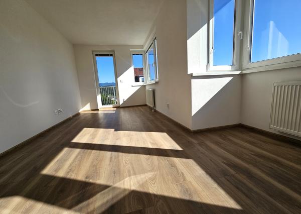 REZERVOVANÝ - NOVOSTAVBA na Pršianskej Terase - 2i byty na prenájom