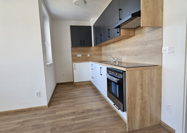 REZERVOVANÝ - NOVOSTAVBA na Pršianskej Terase - 2i byty na prenájom