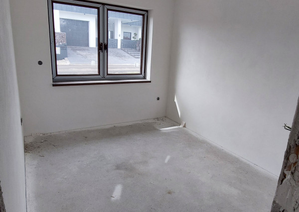 Moderný 4-izbový holodom