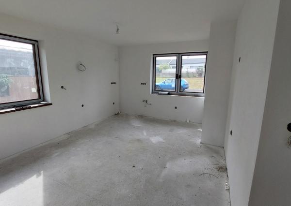 Moderný 4-izbový holodom