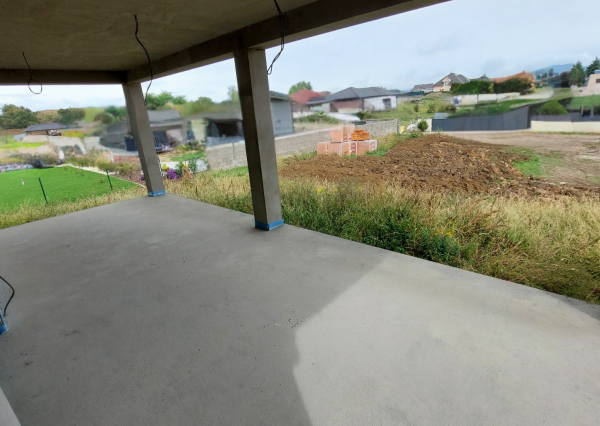 Moderný 4-izbový holodom