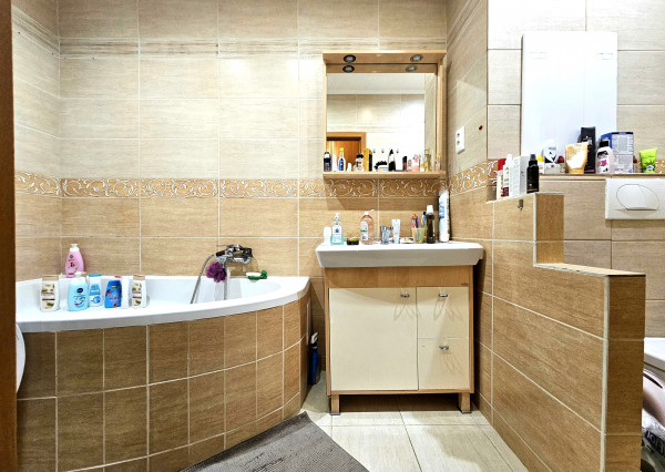 REZERVOVANÝ - Zrekonštruovaný 3i byt na Fončorde