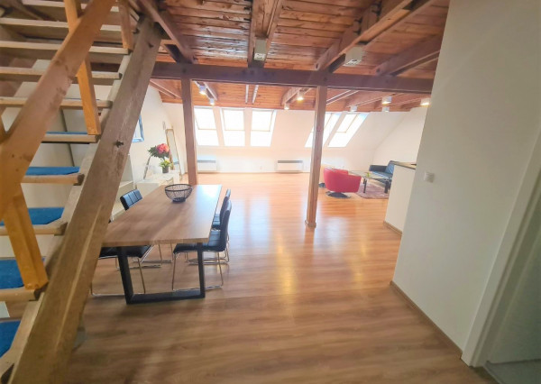 NA PRENÁJOM - mezonet/ ateliér v priamom centre mesta