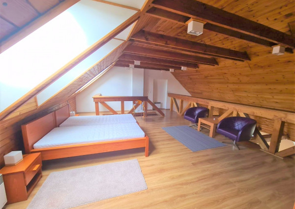 NA PRENÁJOM - mezonet/ ateliér v priamom centre mesta