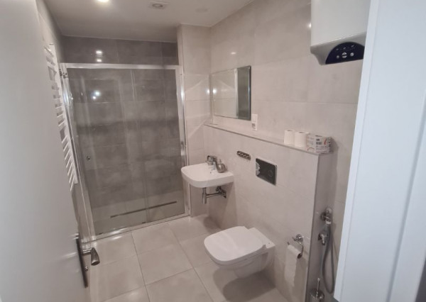 NA PRENÁJOM - mezonet/ ateliér v priamom centre mesta