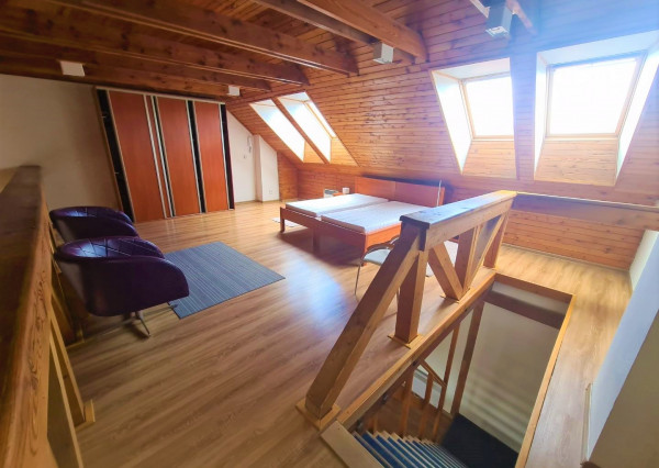 NA PRENÁJOM - mezonet/ ateliér v priamom centre mesta