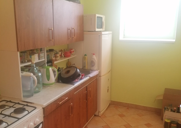 Dvojpodlažná polyfunkčná budova