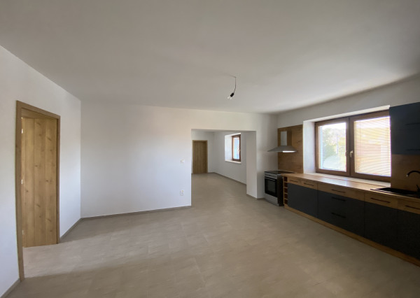 Priestranný, nový 3i byt vo Veľkej Lehote