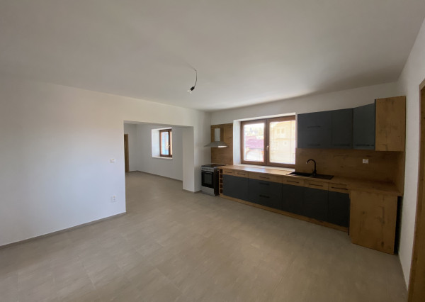 Priestranný, nový 3i byt vo Veľkej Lehote