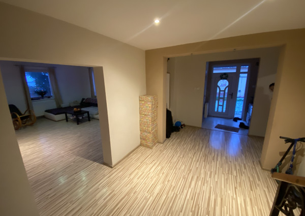 Priestranný rodinný dom v Hontianskej Vrbici