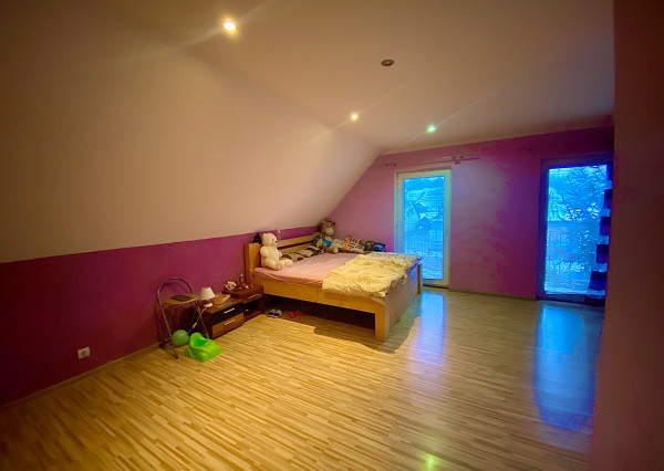 Priestranný rodinný dom v Hontianskej Vrbici