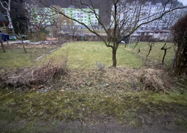 Priestranný 4i byt v Novej Bani s garážou a záhradkou