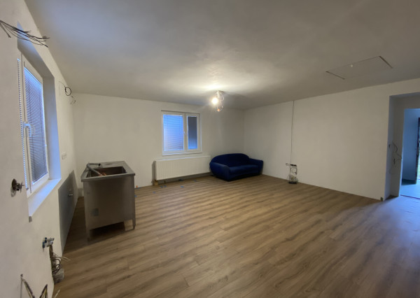 Zrekonštruovaný rodinný dom v obci Brehy - rezervovaný