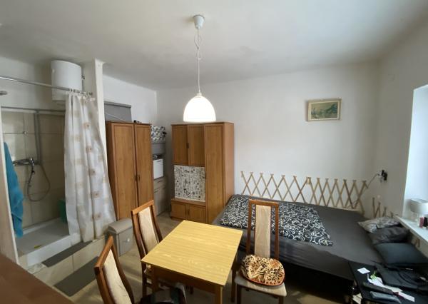 Čiastočne prerobená garsónka v obci Hodruša Hámre