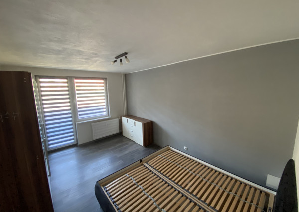 Prerobený 3i byt v Novej Bani-Rezervovaný