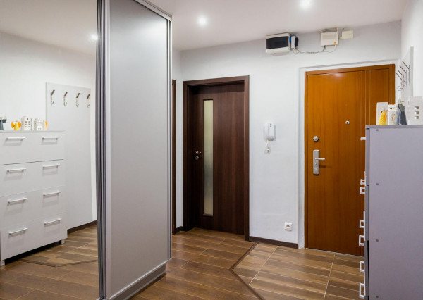 Exkluzívne na predaj 2-izbový byt prerobený na 3-izbový