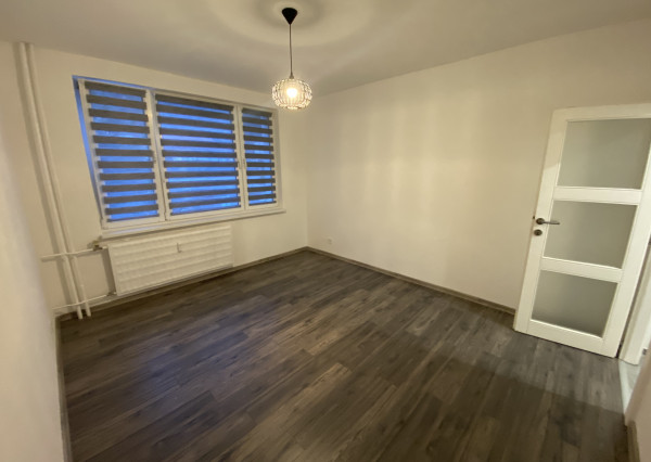 Prerobený 3i byt v Novej Bani-Rezervovaný