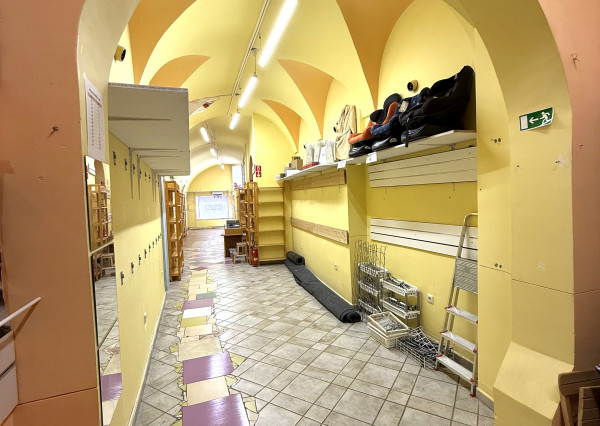 NA PRENÁJOM - obchodný priestor na pešej zóne