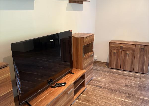 REZERVOVANÝ - NA PRENÁJOM - zrekonštruovaný 2 izbový byt v Handlovej