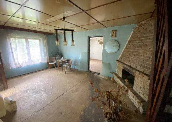 Chatka v obci Zlatno pri Poltári