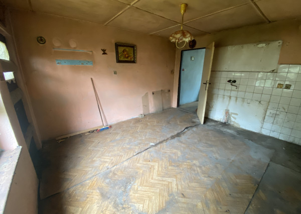 Chatka v obci Zlatno pri Poltári