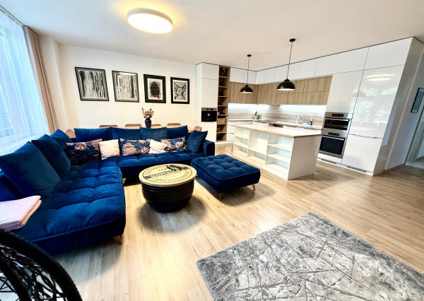 Štýlový 3-izbový byt s terasou, jacuzzi a parkovaním