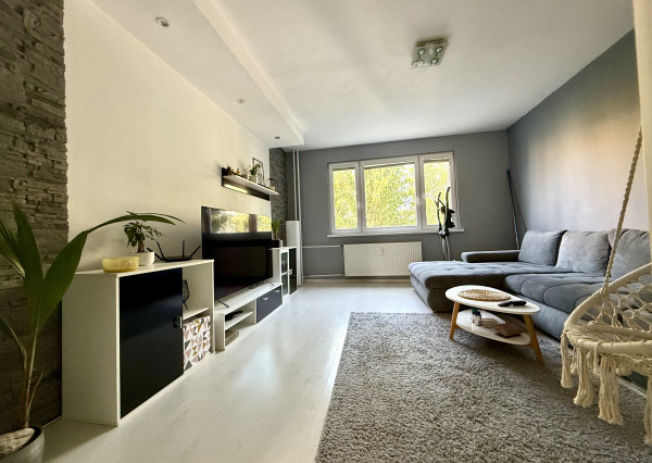 TOP PONUKA! Zrekonštruovaný 3i byt v Sásovej