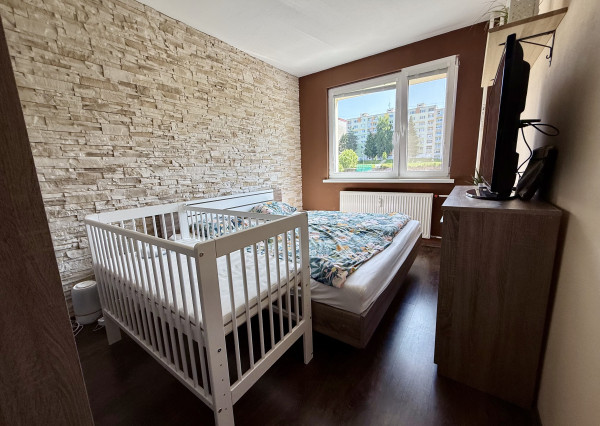 TOP PONUKA! Zrekonštruovaný 3i byt v Sásovej