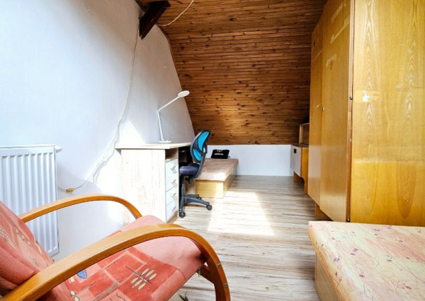 STAČÍ SA LEN NASŤAHOVAŤ - Domček v Jakube