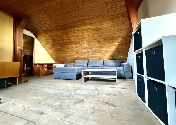 STAČÍ SA LEN NASŤAHOVAŤ - Domček v Jakube