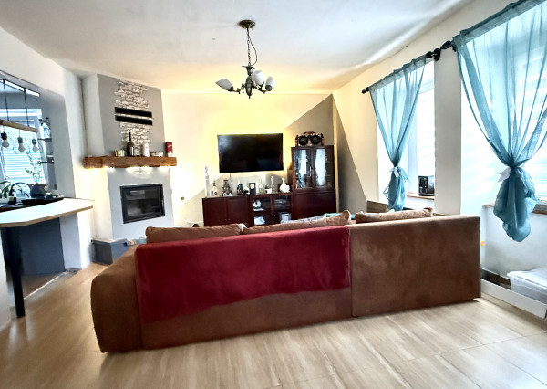 STAČÍ SA LEN NASŤAHOVAŤ - Domček v Jakube