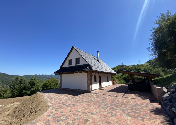 Stavebný pozemok s projektom na výstavbu chaty- Kostivrch