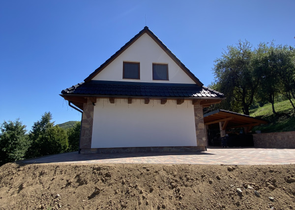 Stavebný pozemok s projektom na výstavbu chaty- Kostivrch