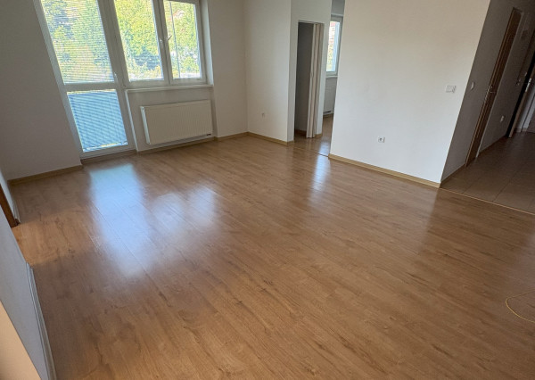 Zrekonštruovaný 3i byt v Novej Bani