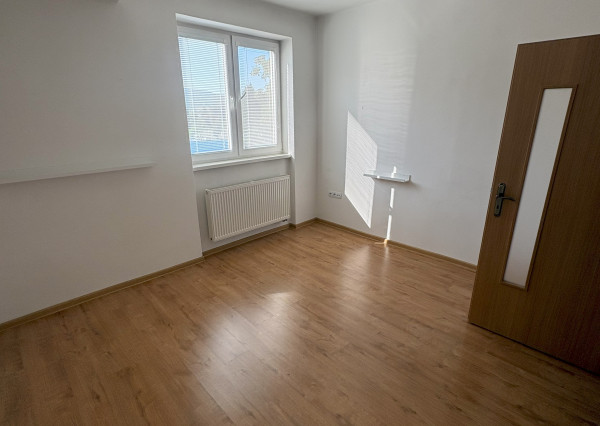 Zrekonštruovaný 3i byt v Novej Bani