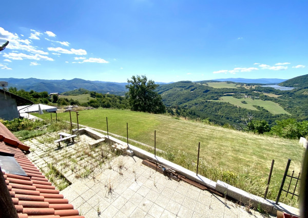 Rodinný dom v malebnom prostredí obce Trnavá Hora – Kľačany