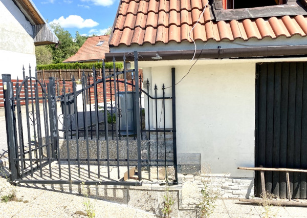 Rodinný dom v malebnom prostredí obce Trnavá Hora – Kľačany