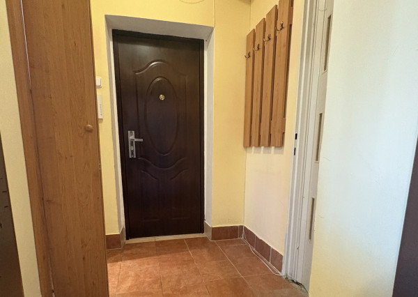 REZERVOVANÝ - NA PREDAJ 2-izbový byt v Žiari nad Hronom