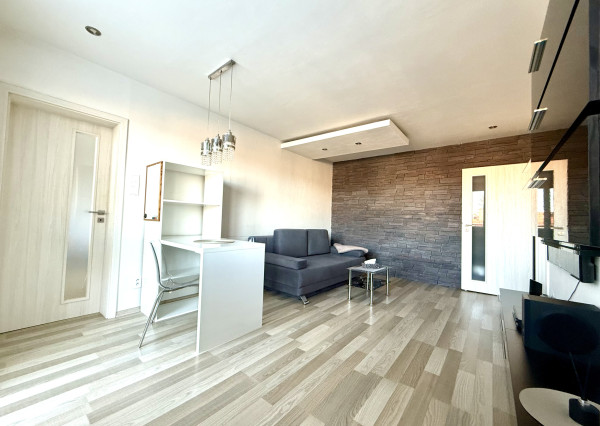 Na predaj: 2-i byt po kompletnej rekonštrukcii – Uhlisko