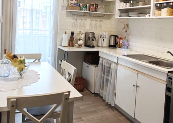 Na predaj slnečný 3-izbový byt MNKS - Sásová