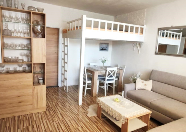 Na predaj slnečný 3-izbový byt MNKS - Sásová