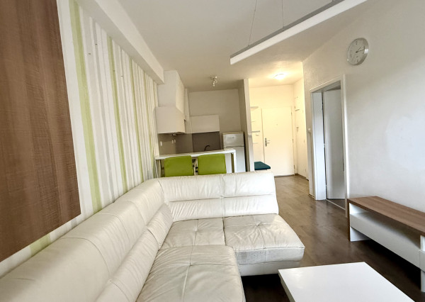 NA PRENÁJOM - 1,5i byt v Radvani - Banská Bystrica