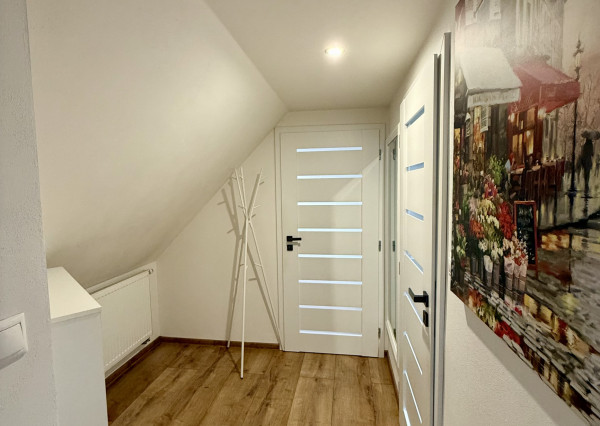 Prenájom luxusného podkrovného bytu – Tekovská Breznica