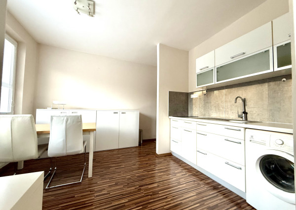 Priestranný 1-i byt na prenájom – Šalgotarjánska ul., BB