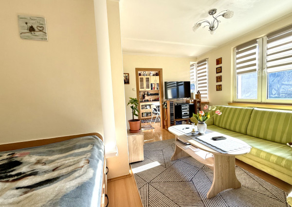 REZERVOVANÝ - Slnečný 1-i byt v tichej a vyhľadávanej lokalite BB